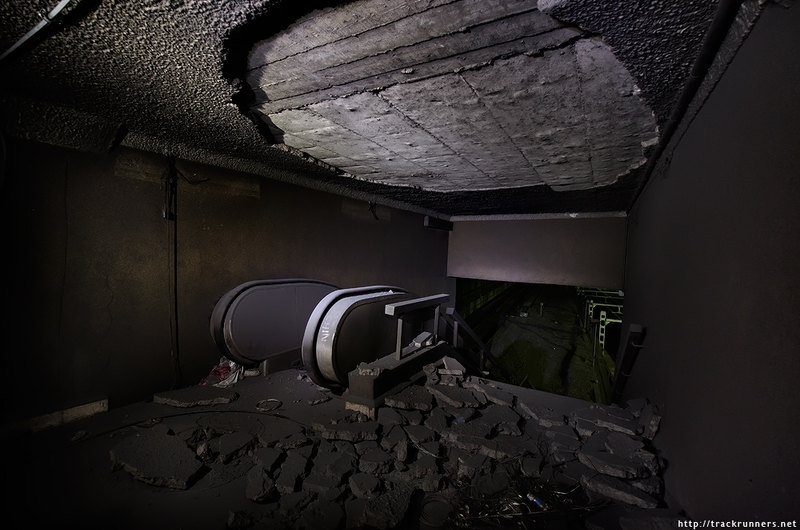 Illustration for article titled Lost in a Maze of Abandoned Stations Beneath the Streets of Barcelona